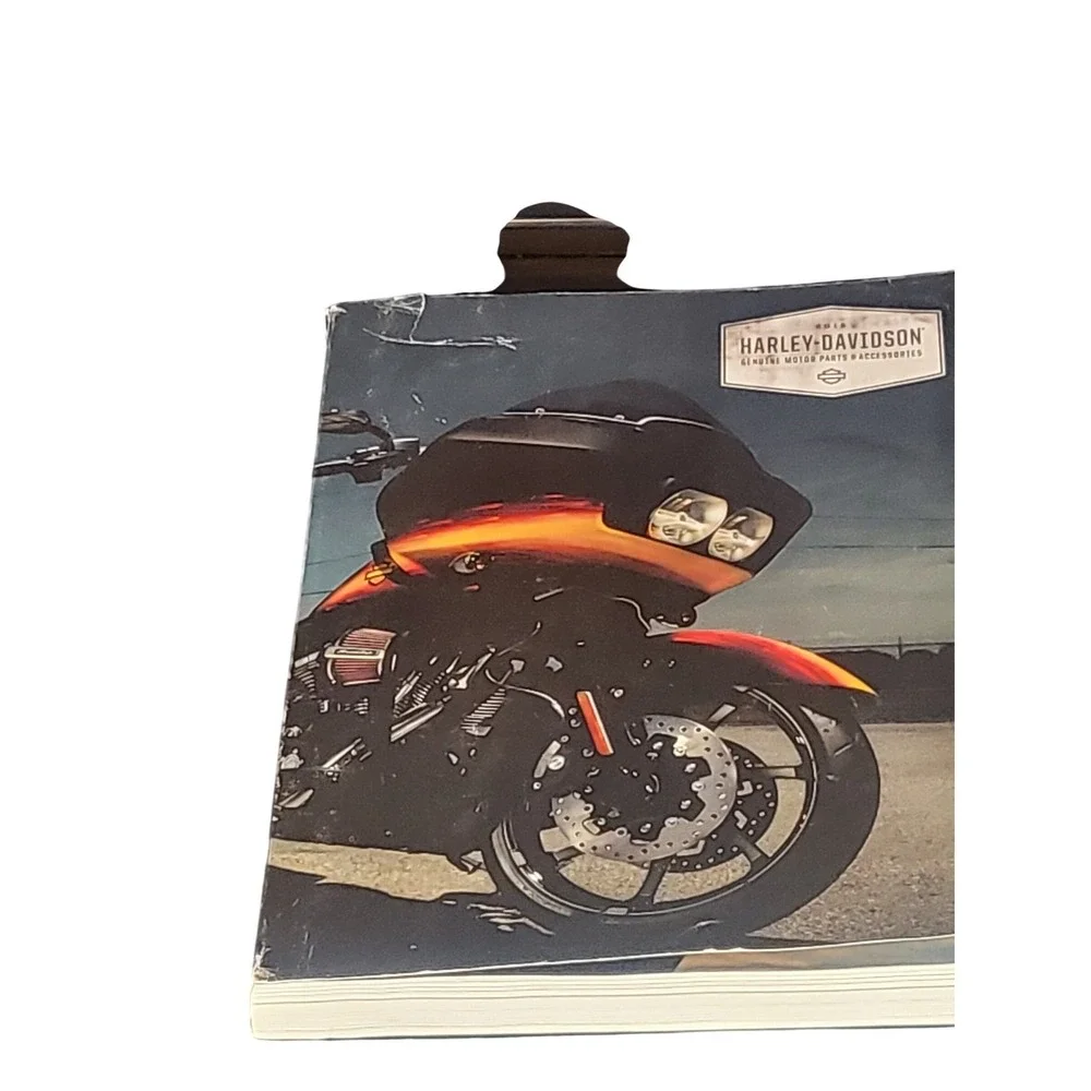 2015 Harley Davidson Genuine Motor Parts Accessories Catalog‎ Book Biker Manual